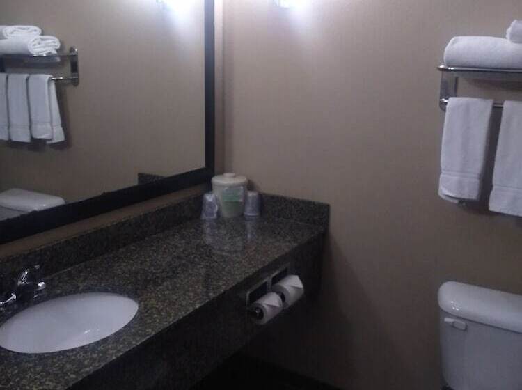 غرفة قياسية, Pike Inn Le Roy   Bloomington Southeast Area