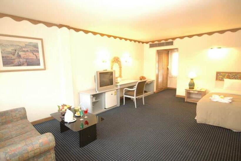 סוויטה, Dad D Resort By Lopburi Inn Resort