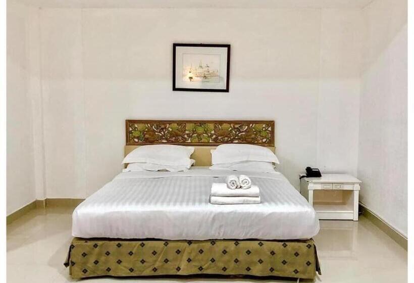 סוויטה, Dad D Resort By Lopburi Inn Resort