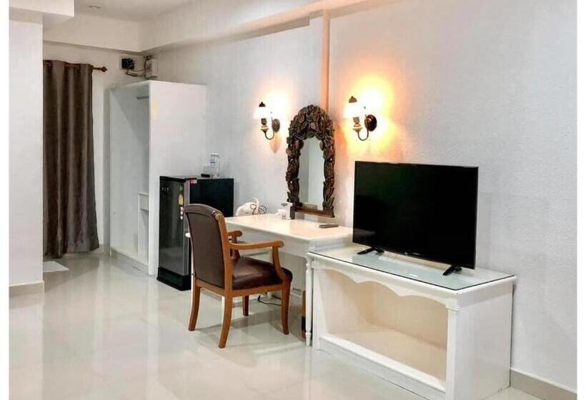 סוויטה, Dad D Resort By Lopburi Inn Resort