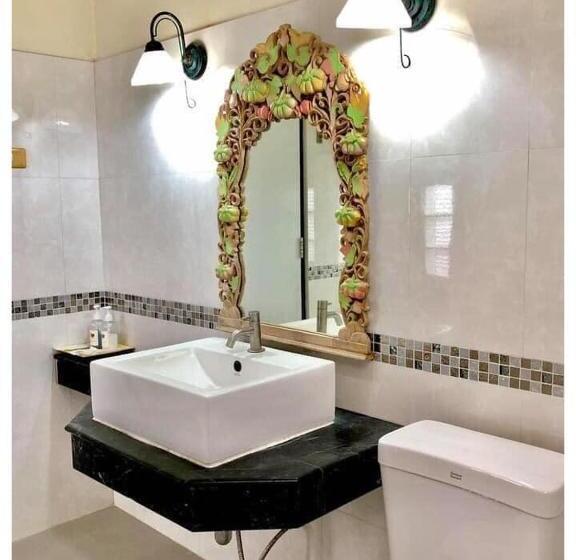 סוויטה, Dad D Resort By Lopburi Inn Resort