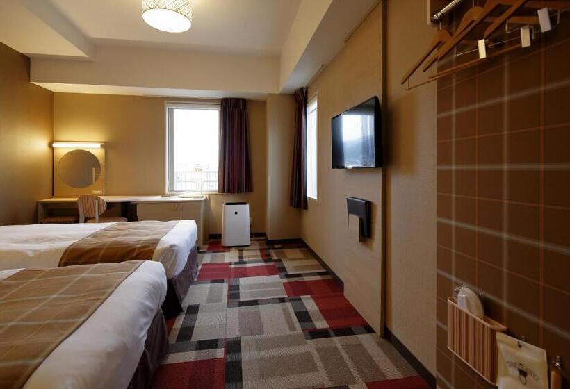 高级连接房间, Monte Hermana Kobe Amalie