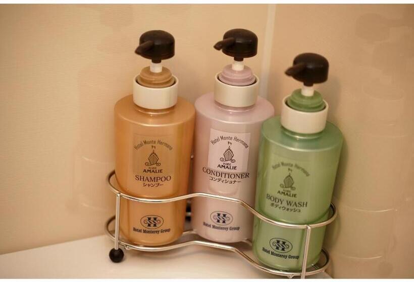 高级三人间, Monte Hermana Kobe Amalie