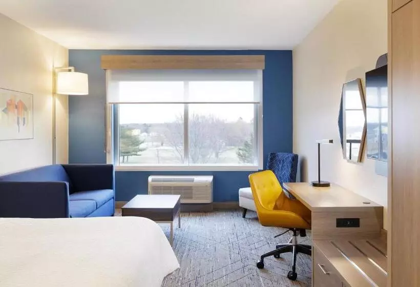 Sviitti King-vuode, Holiday Inn Express Hotel & Suites Van Wert, An Ihg