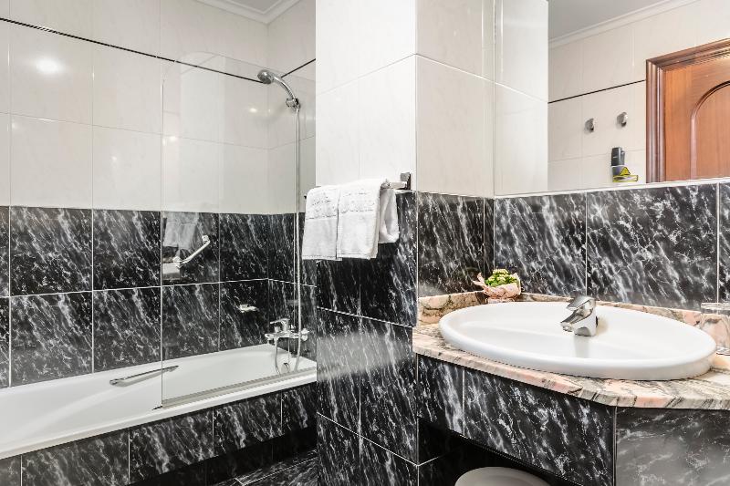 장애인을 위한 킹사이즈 침대 스탠다드 룸, Holiday Inn Express And Suites Helena, An Ihg