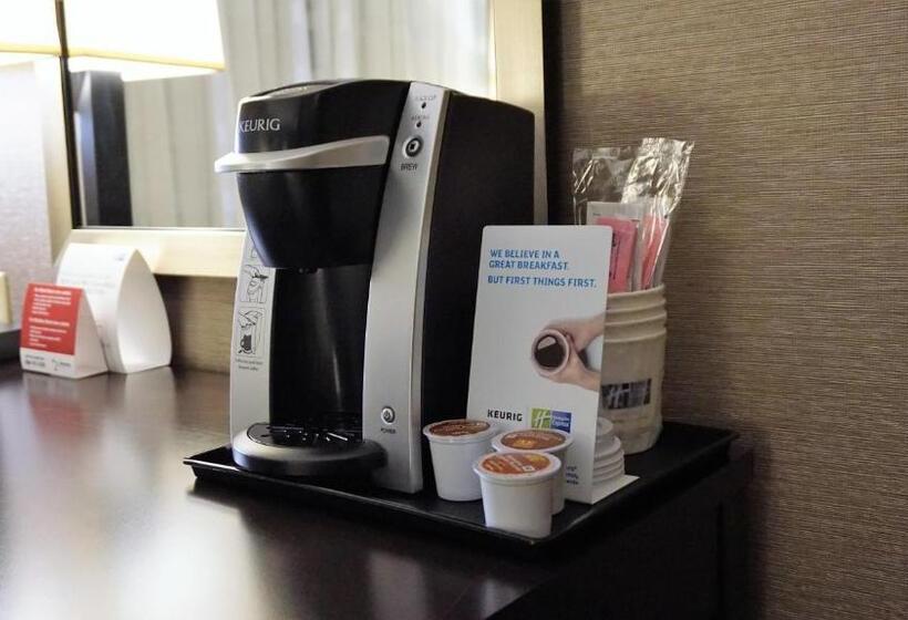 Стандартный Номер Кровать Кинг, Holiday Inn Express & Suites Gibson, An Ihg