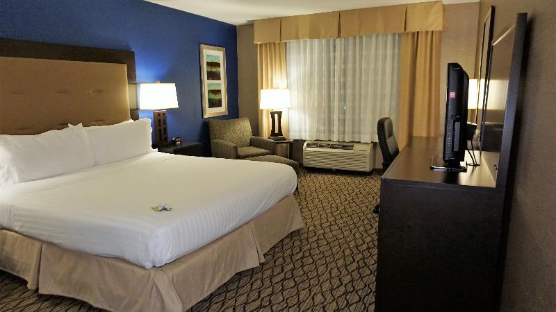 标准间, Holiday Inn Express & Suites Gibson, An Ihg