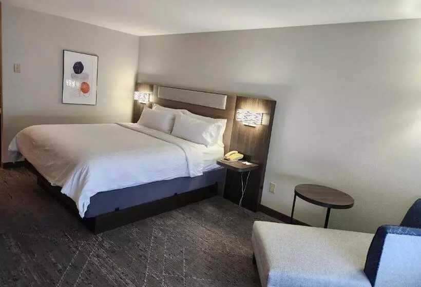 身障者適用スタンダードルーム, Holiday Inn Express & Suites Perry, An Ihg