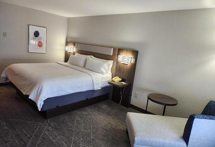 اتاق استاندارد برای معلولان, Holiday Inn Express & Suites Perry, An Ihg