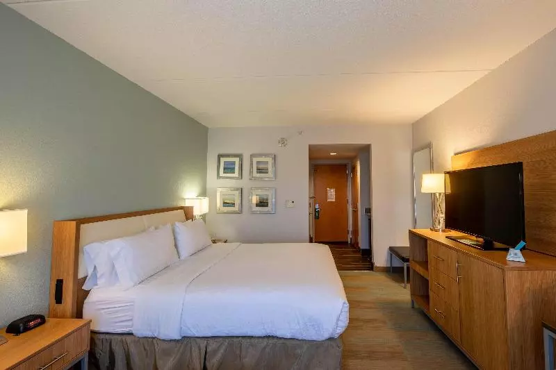 キングサイズベッドのスタンダードルーム, Holiday Inn Manahawkin/long Beach Island, An Ihg
