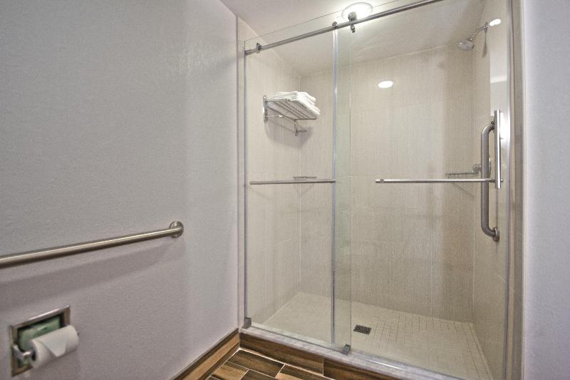 带大床的标准间, Holiday Inn Manahawkin/long Beach Island, An Ihg