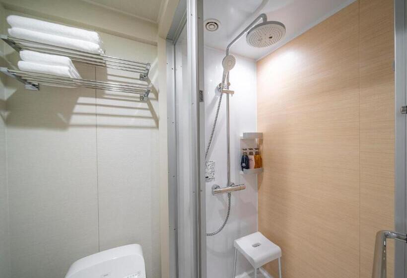 חדר אקונומי, Kurashiki Ivy Square