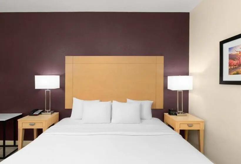 身障者適用キングサイズベッドルーム, La Quinta By Wyndham Tucumcari