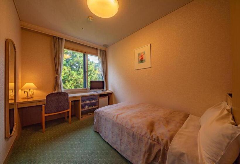 اتاق استاندارد یک نفره, Oshu Akiu Onsen Rantei