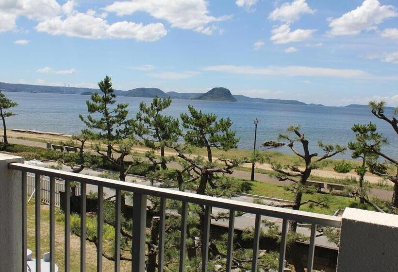 Четырехместный Номер Стандарт, Uohan