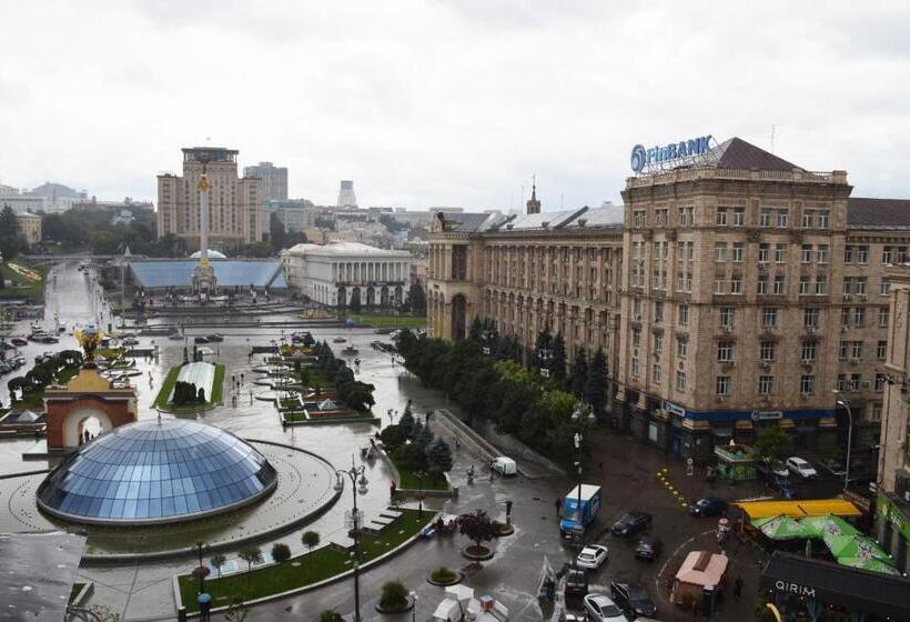 تختخواب در اتاق مشترک, City Center Hostel