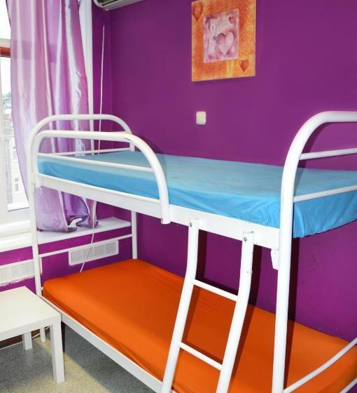 اتاق استاندارد چهارنفره با سرویس بهداشتی مشترک, City Center Hostel