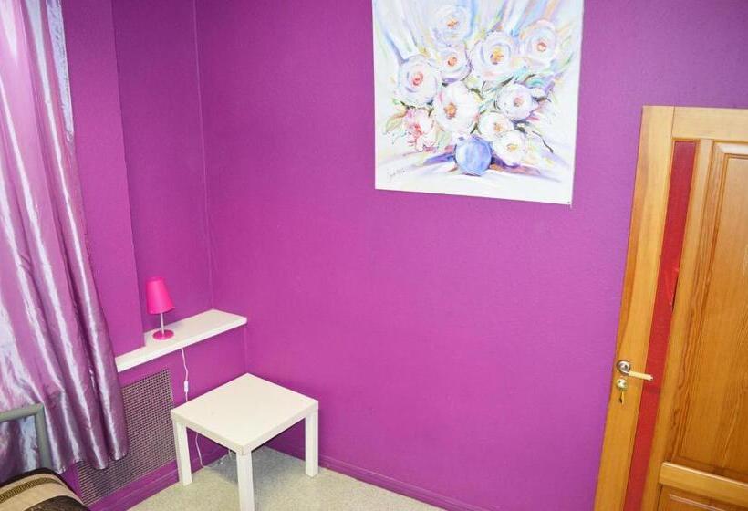 اتاق اکونومی, City Center Hostel