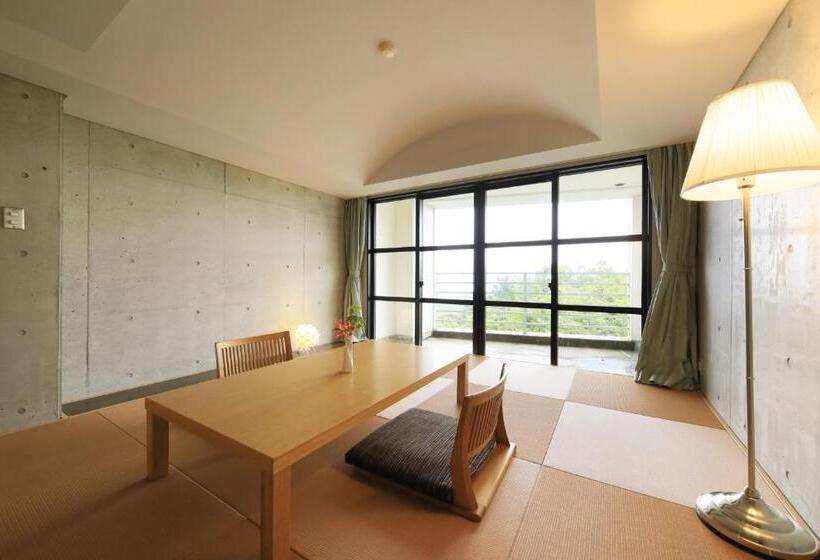 ファミリールーム, Beppu Fuga