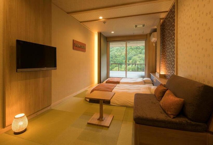 Номер Стандарт Трехместный, Ryokan Fushioukaku