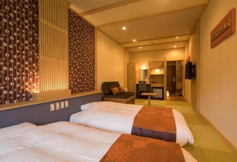 Номер Стандарт Трехместный, Ryokan Fushioukaku