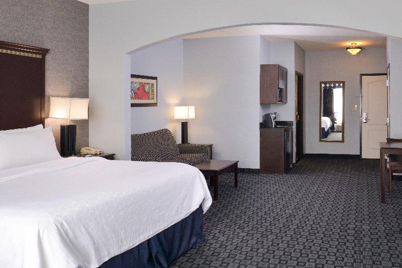 Люкс Кровать Кинг, Holiday Inn Express Hotel & Suites Royse City Rockwallrockwall Royse City, An Ihg