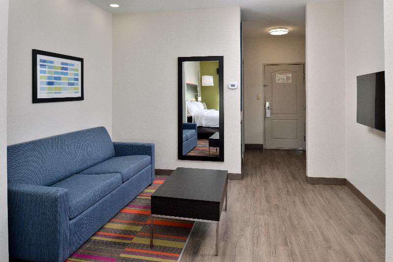 Люкс Кровать Кинг, Holiday Inn Express Hotel & Suites Royse City Rockwallrockwall Royse City, An Ihg