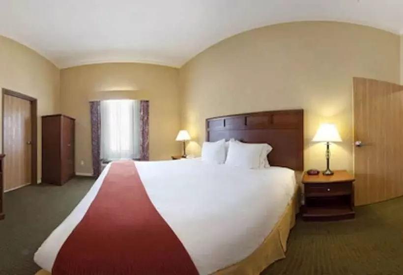 スイート, Holiday Inn Express Of Salado Belton, An Ihg