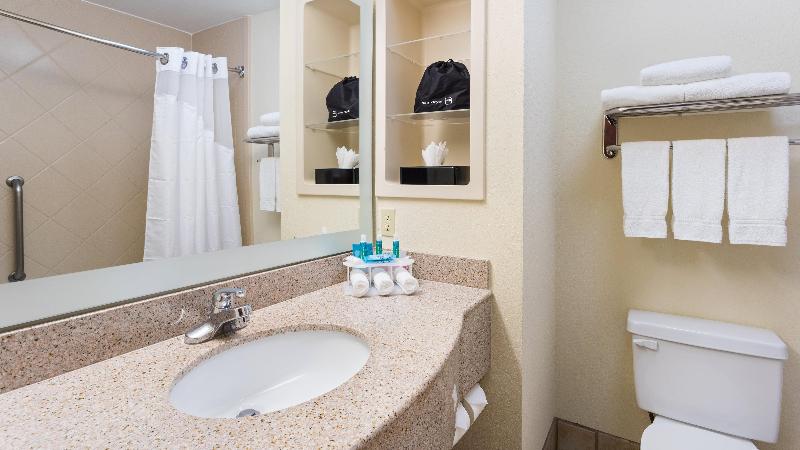 Люкс Кровать Кинг, Holiday Inn Express & Suites Pecos, An Ihg