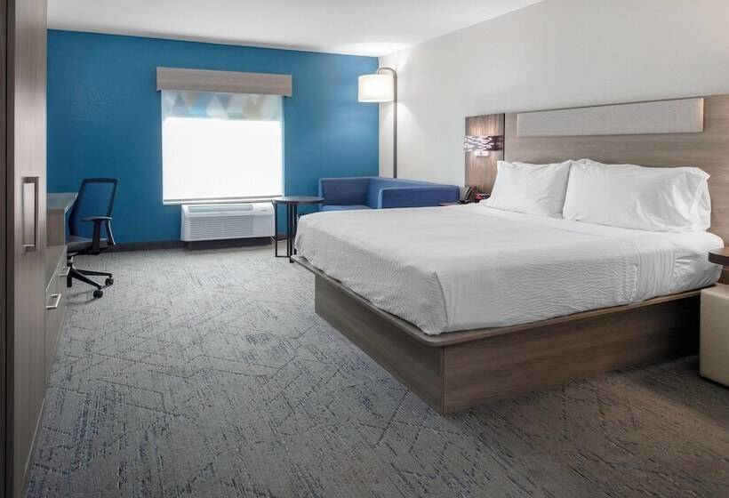 Люкс, Holiday Inn Express & Suites Roanoke Rapids Se By Ihg