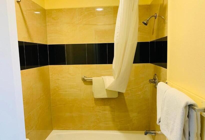 غرفة قياسية سرير كينج, Morro Bay Beach Inn