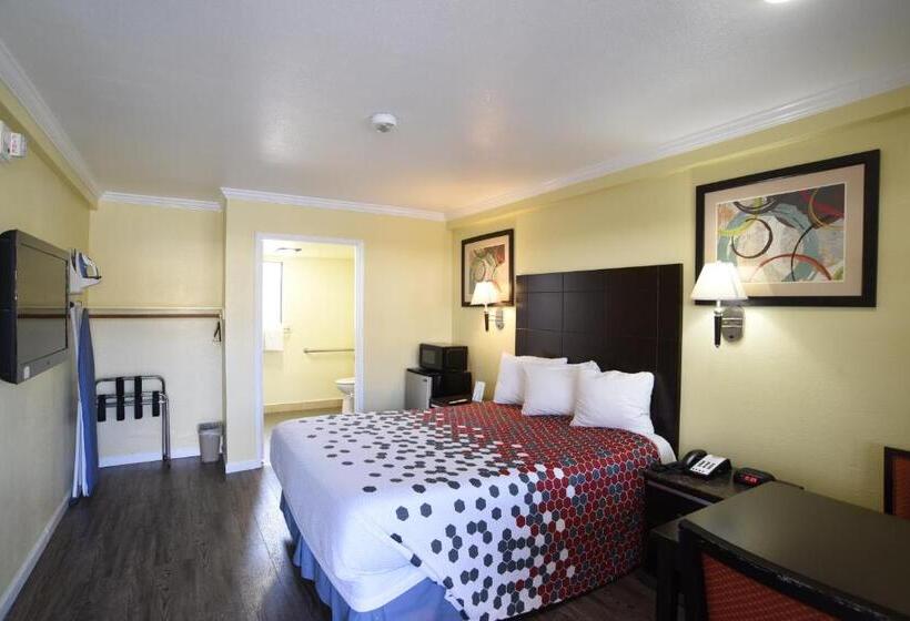 스탠다드 룸 킹사이즈 침대, Morro Bay Beach Inn