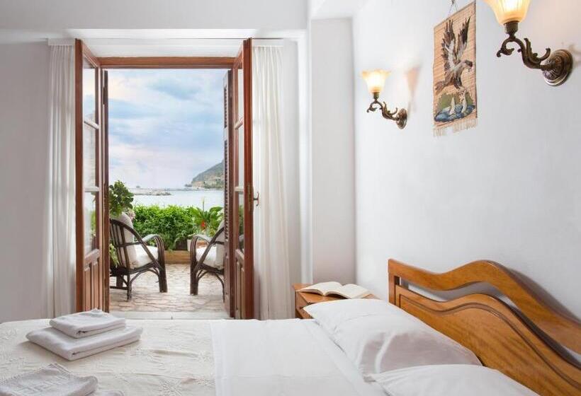 측면 바다 전망 이코노미 룸, Petrino Guesthouse