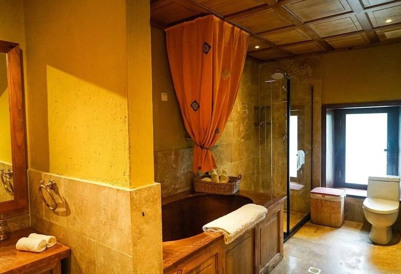 سوییت لوکس, Songtsam Linka Shangri La