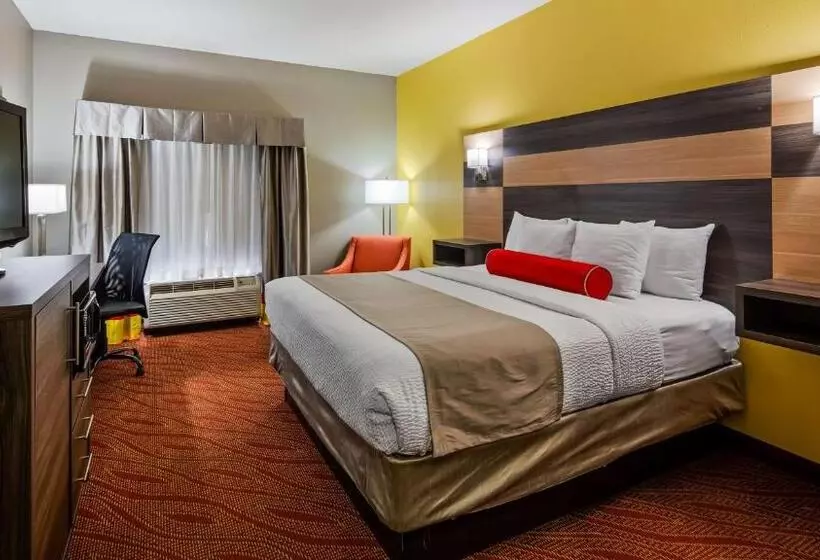 身障者適用キングサイズベッドルーム, Best Western Plus Midwest City Inn & Suites