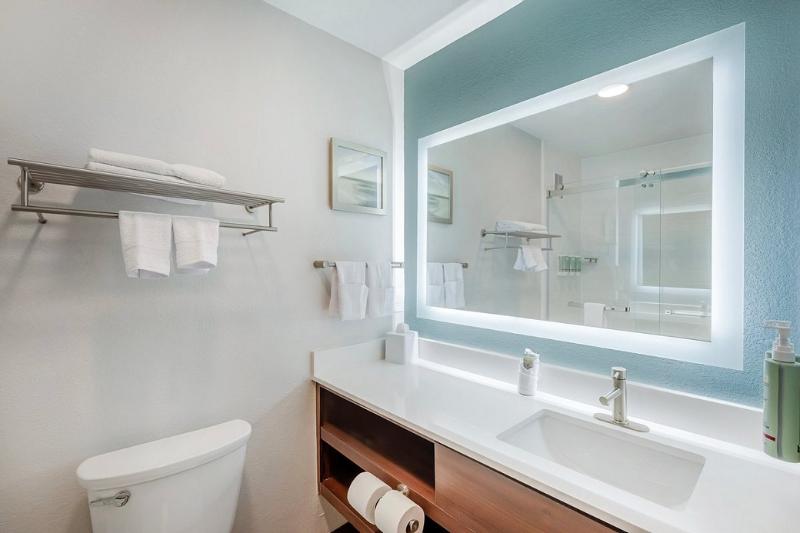 스탠다드 룸 킹사이즈 침대, Best Western River Cities