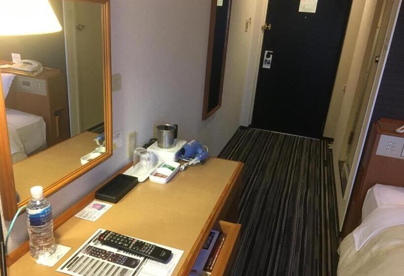 غرفة قياسية فردية, Chitose Daiichi