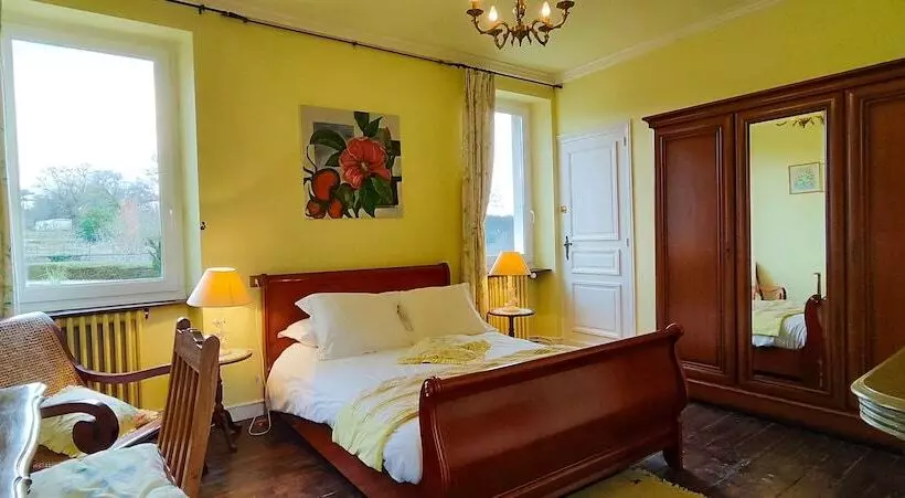 スタンダードシングルルーム, Logis Hotels Domaine Du Châtelard