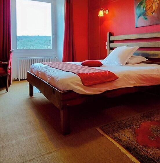 高级大房间, Logis Hotels Domaine Du Châtelard