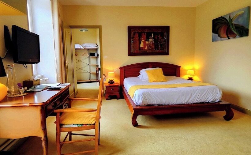 高级大房间, Logis Hotels Domaine Du Châtelard