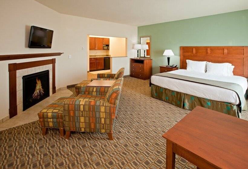 Люкс, Holiday Inn Express & Suites Ripley, An Ihg