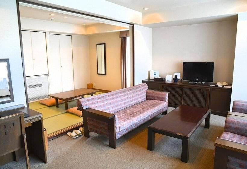 جناح, Karuizawakurabu Hotel 1130 Hewitt Resort