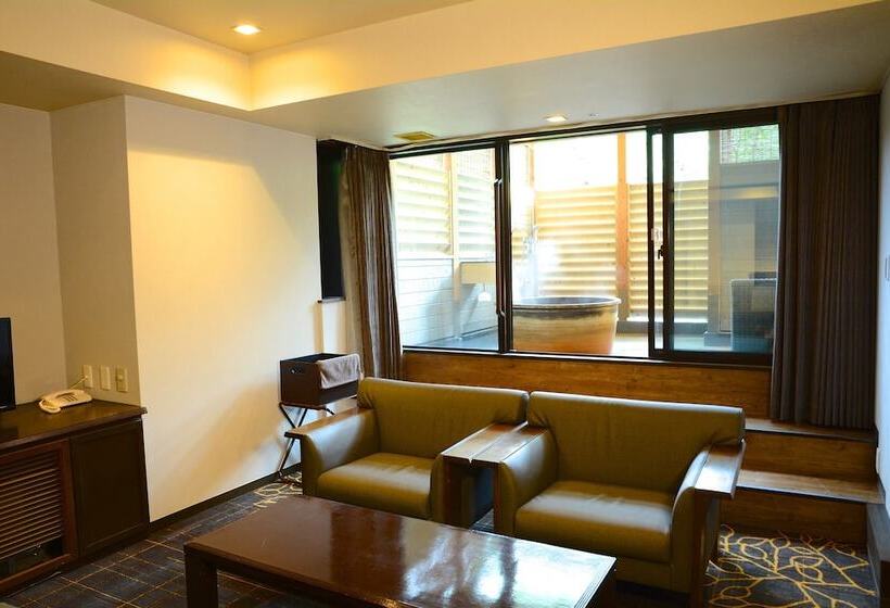 جناح عائلي, Karuizawakurabu Hotel 1130 Hewitt Resort