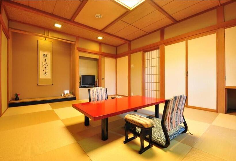 غرفة قياسية, Koshi No Yado Takashimaya