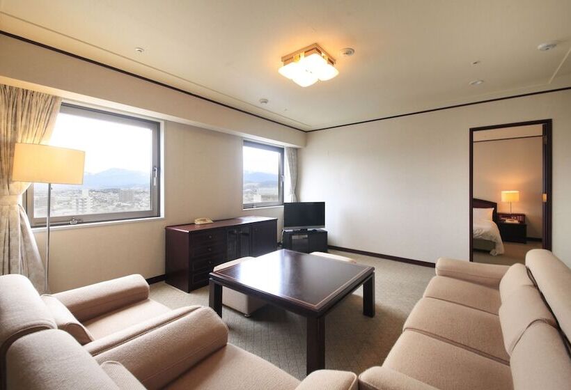 주니어 스위트, Quintessa Hotel Ogaki