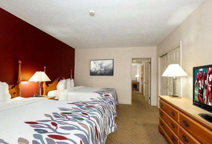 جناح, Red Roof Inn & Suites Hazleton