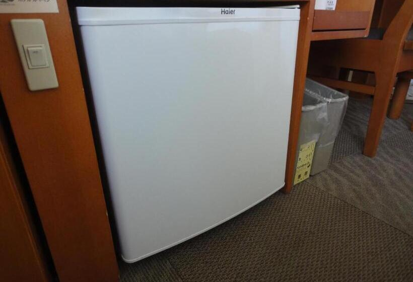 ダブルベッドのベーシックルーム, Route Inn Yokohama Bashamichi