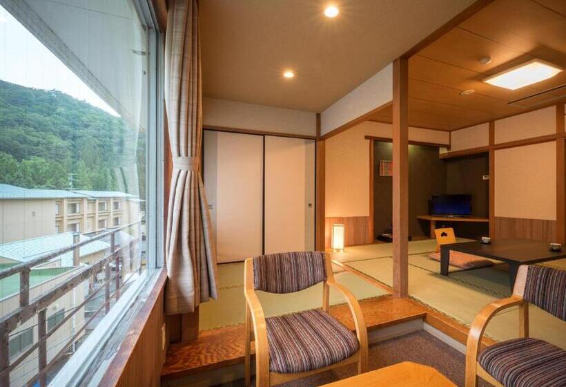 标准间, Shidotaira