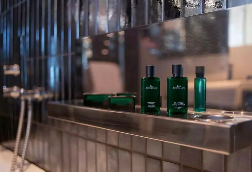 سوئیت جونیور با تخت بزرگ, Sofitel Casablanca Tour Blanche