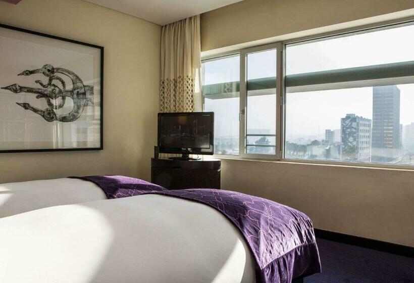 带观景的豪华间, Sofitel Casablanca Tour Blanche